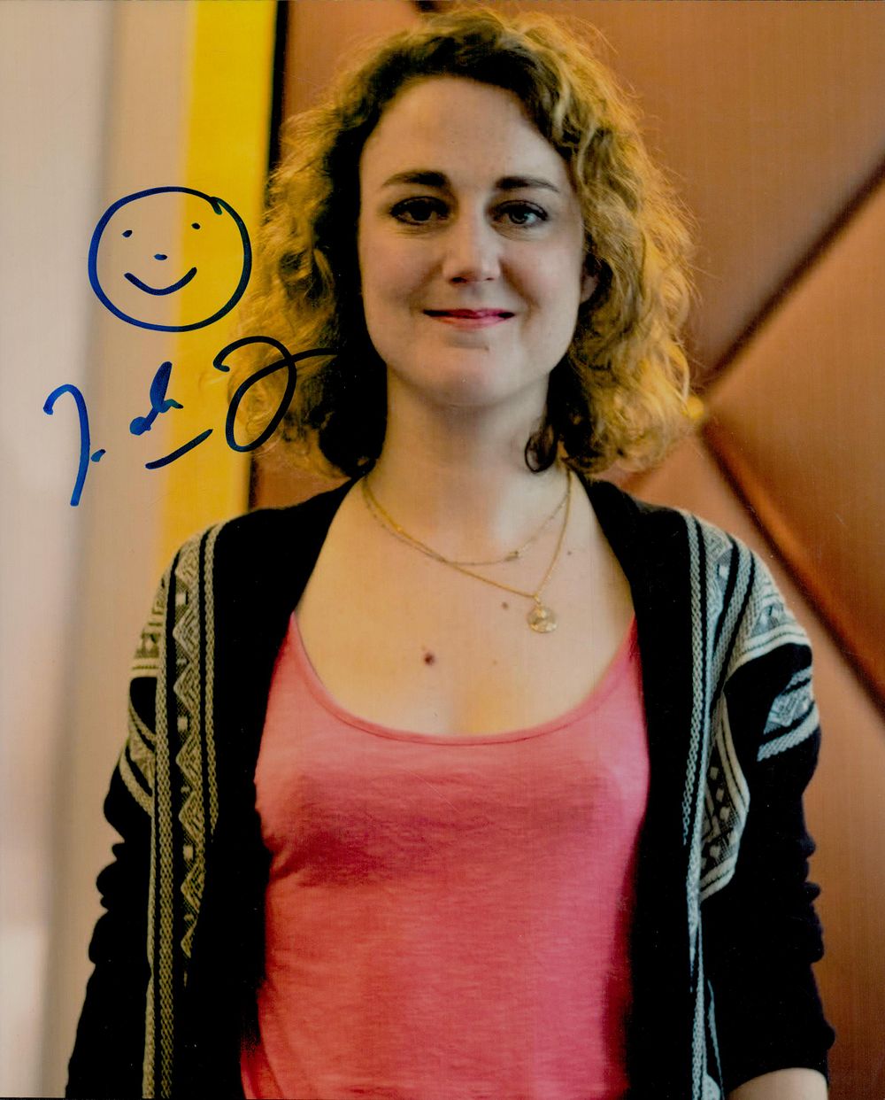 Lot 213: Joséphine de Meaux signed colour photo 10x8 Inch,...