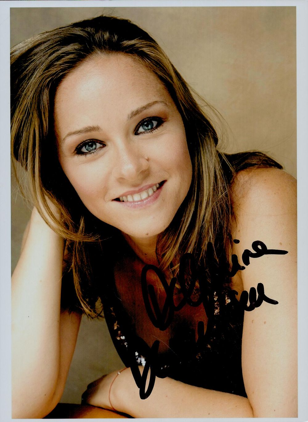 Lot 217: Delphine Depardieu signed colour photo 8, 25x6 Inch...