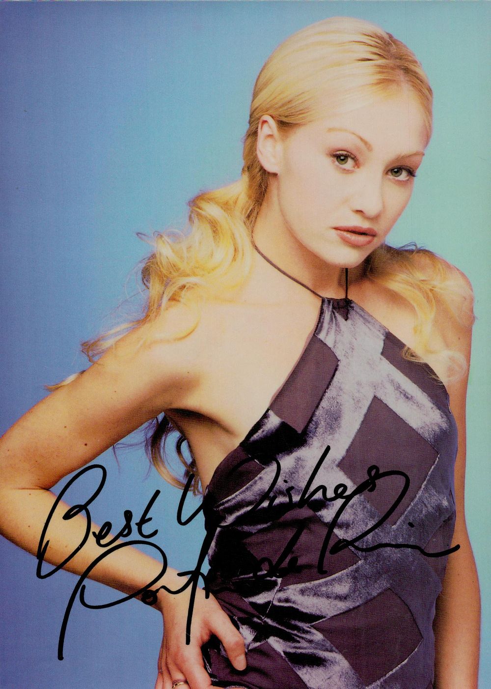 Lot 218: Portia de Rossi signed colour photo 7x5 Inch,...