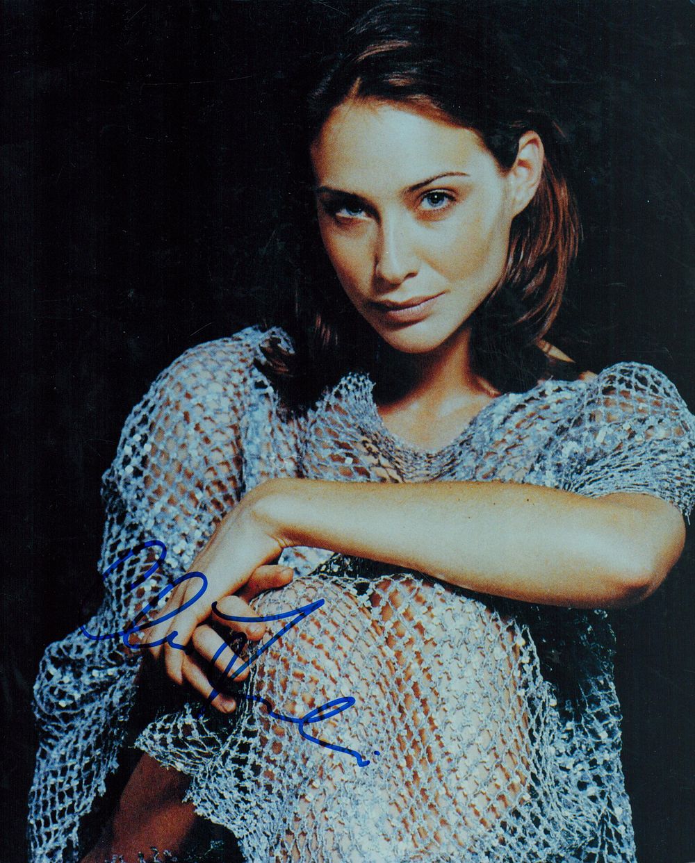 Lot 242: Claire Forlani signed 10x8 Inch colour photo, Is...
