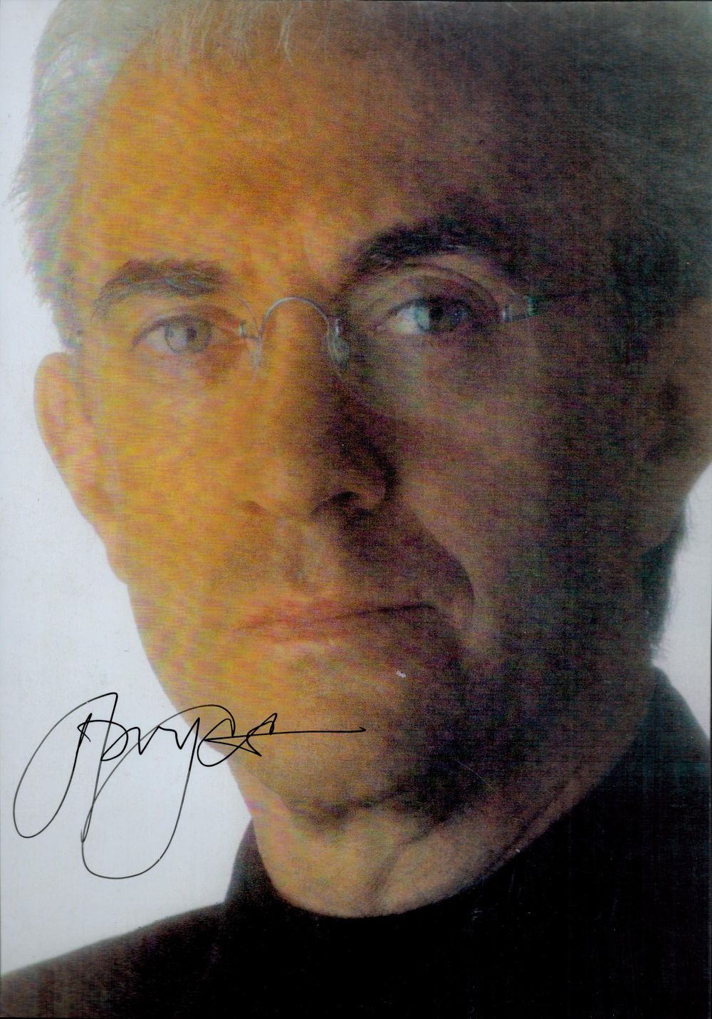 Lot 527: Jonathan Pryce signed 10x9inch colour photo. Good condition....