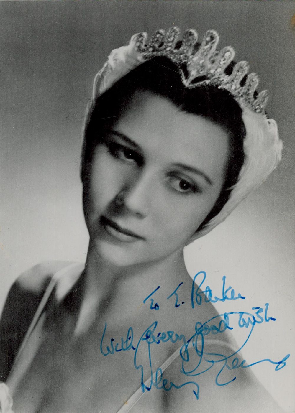 Lot 539: Beryl Gray signed 7x5inch black and white photo,...