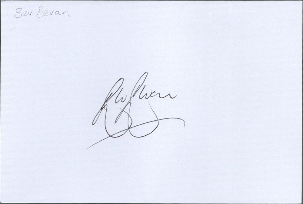 Lot 639: Bev Bevan ELO drummer signed 6x4inch white card....