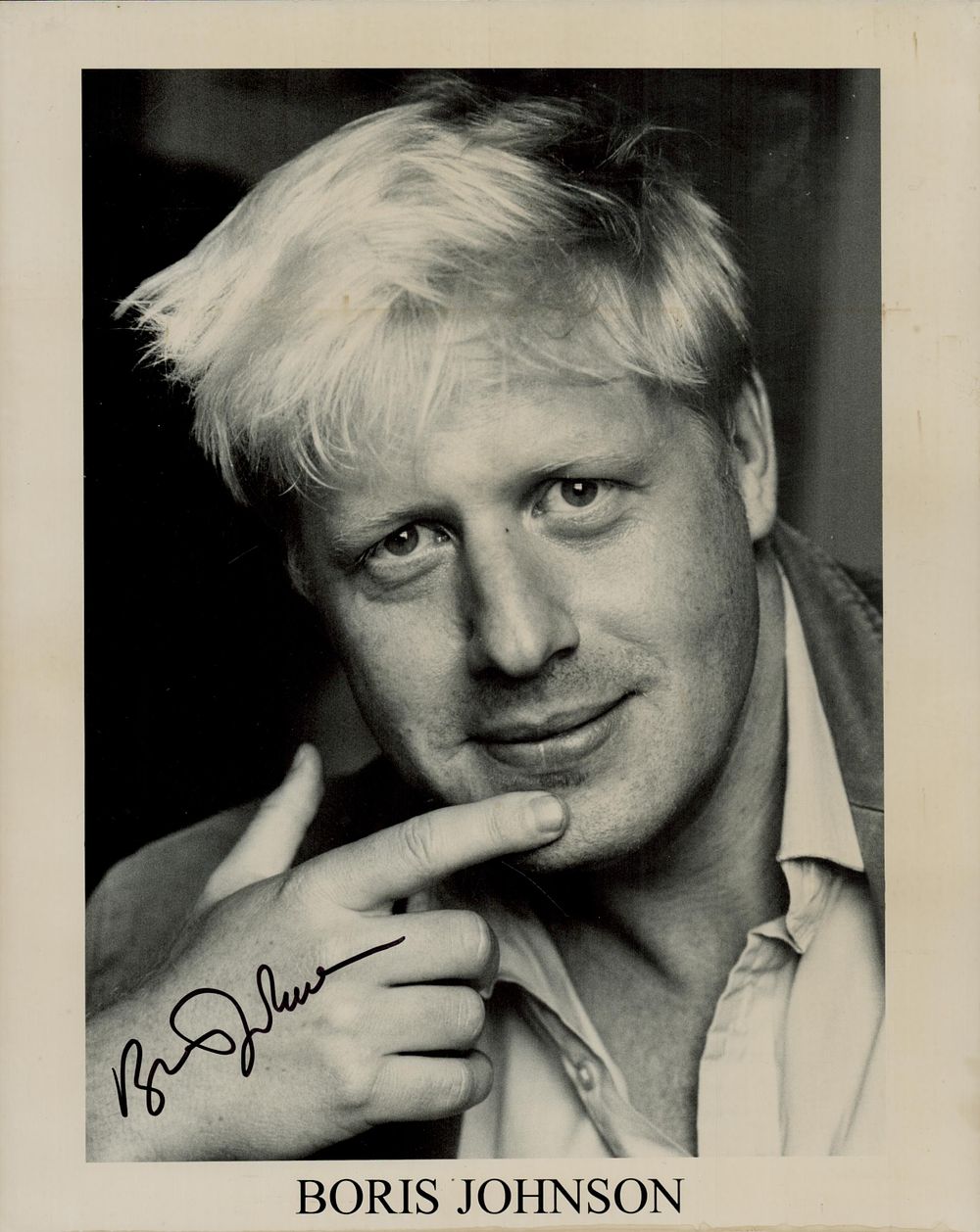 Lot 660: Boris Johnson signed 10x8inch black and white photo....
