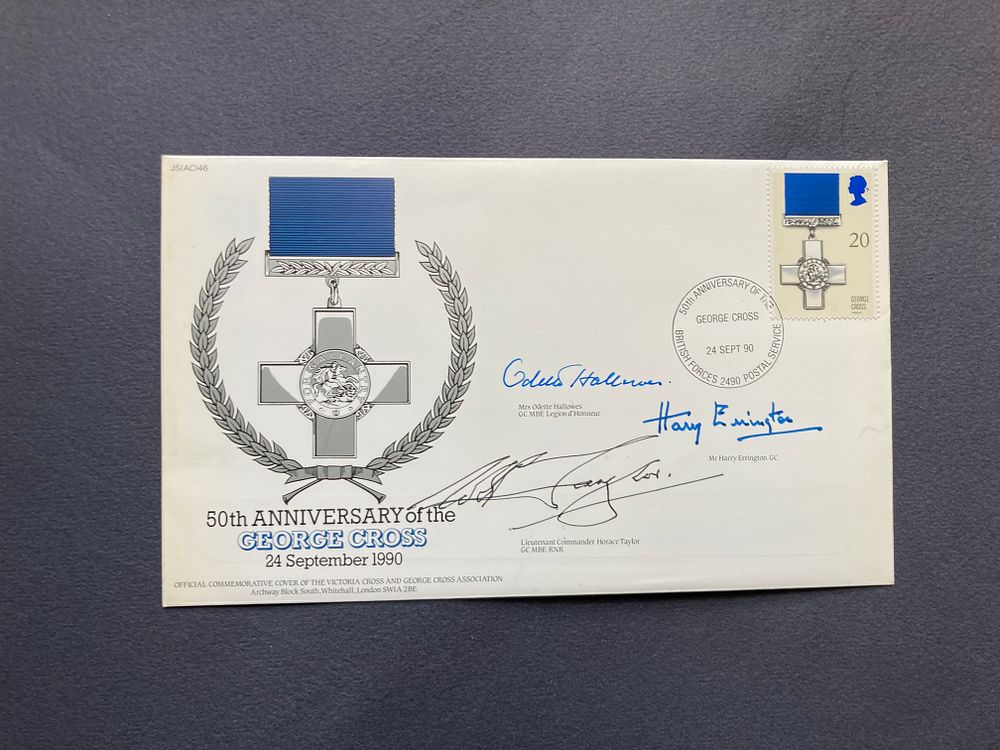 Lot 247: WW2 rare George Cross cover signed Odette Hallowes...