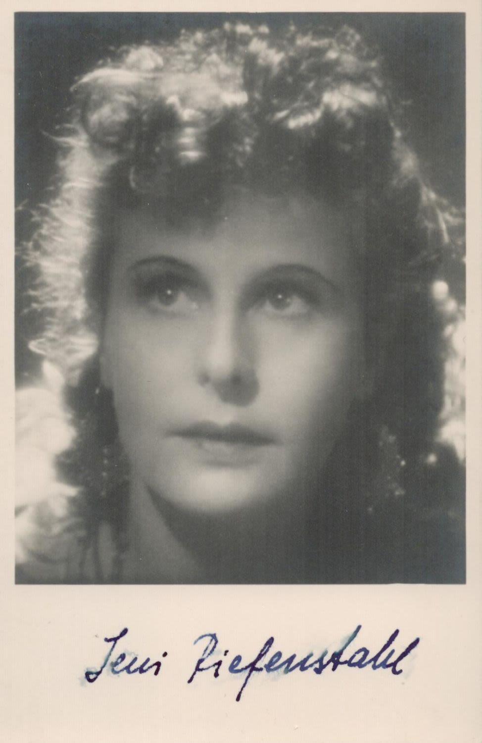 Lot 780: Historic Leni Riefenstahl signed 5x3 vintage photo. Good...