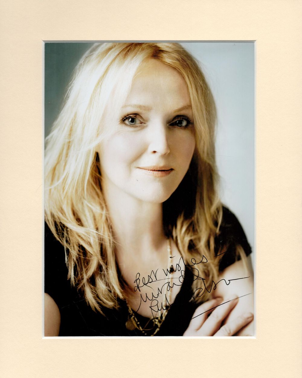 Lot 154: Miranda Richardson signed 10x8 inch mounted colour photo...