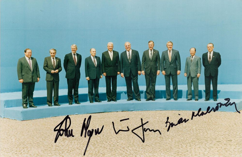 Lot 166: Politics - John Major (1943) UK Prime Minister...