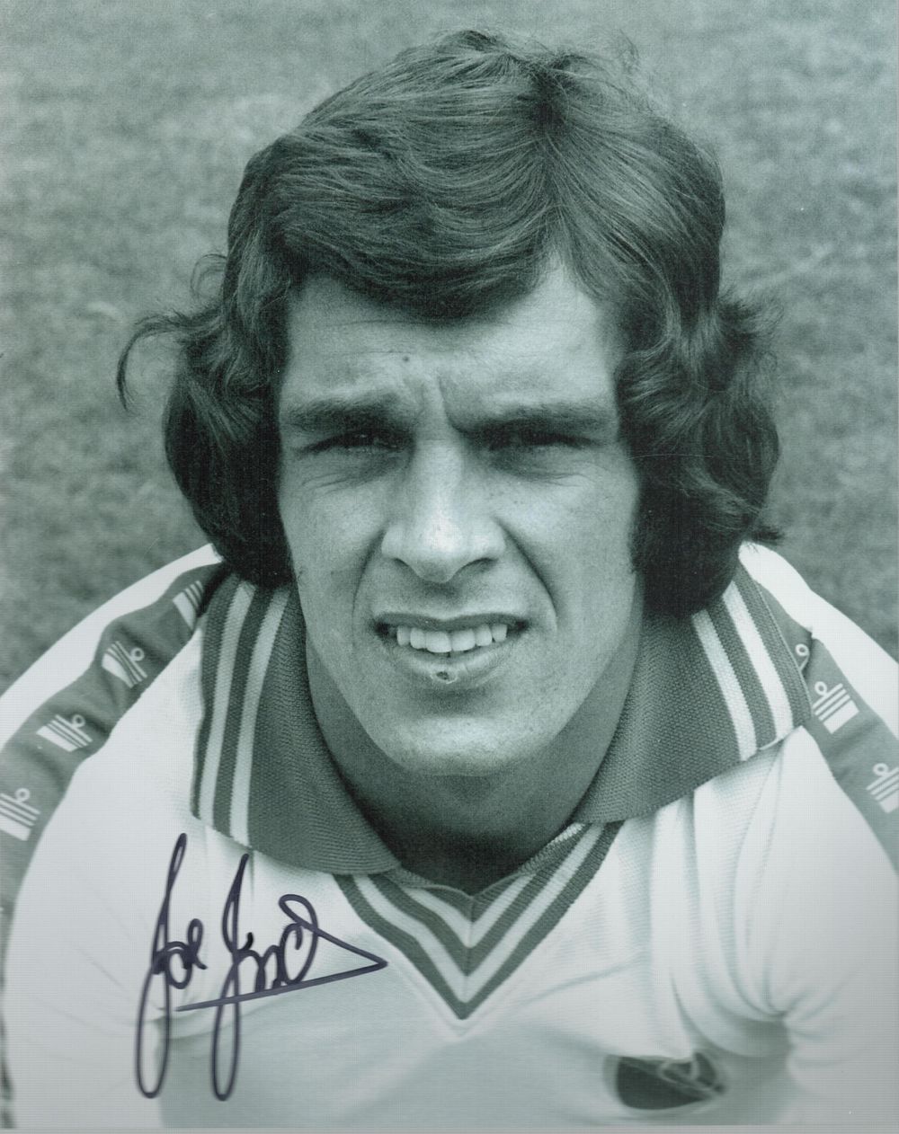 Lot 175: Joe Jordan signed 10x8 inch black and white...