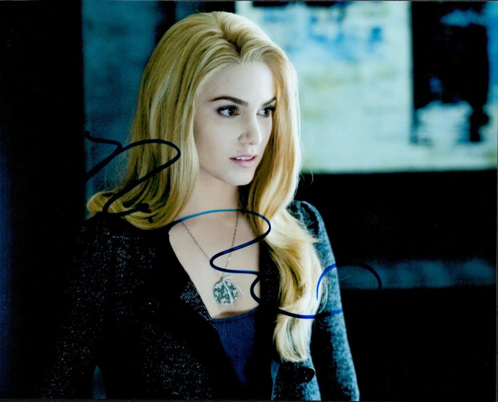 Lot 872: TV Film Nikki Reed signed Twilight 10x8 colour...