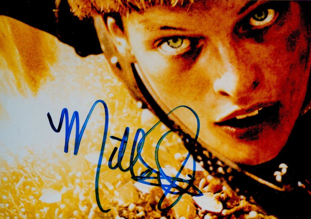 Lot 897: TV Film Milla Jovovich signed 7x5 colour photo....