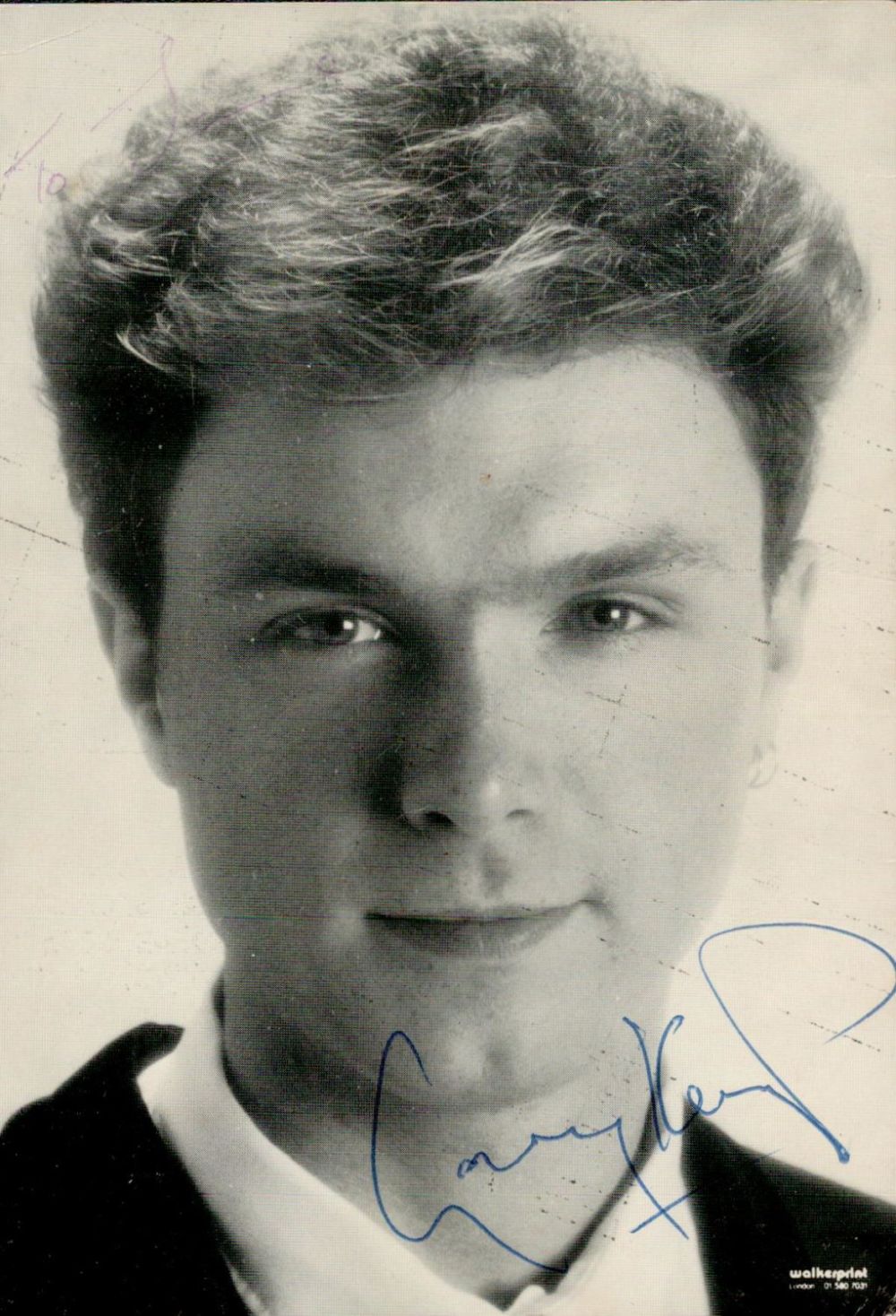 Lot 928: Music Gary Kemp signed 6x4 black and white...