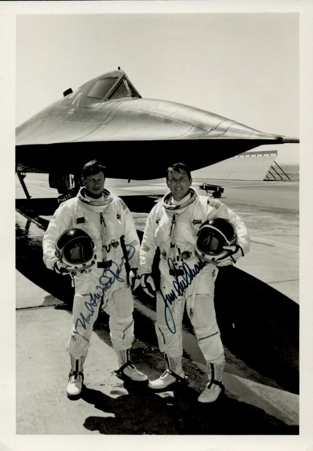 Lot 933: Aviation SR71 pilots James Sullivan and Noel Widdifield...