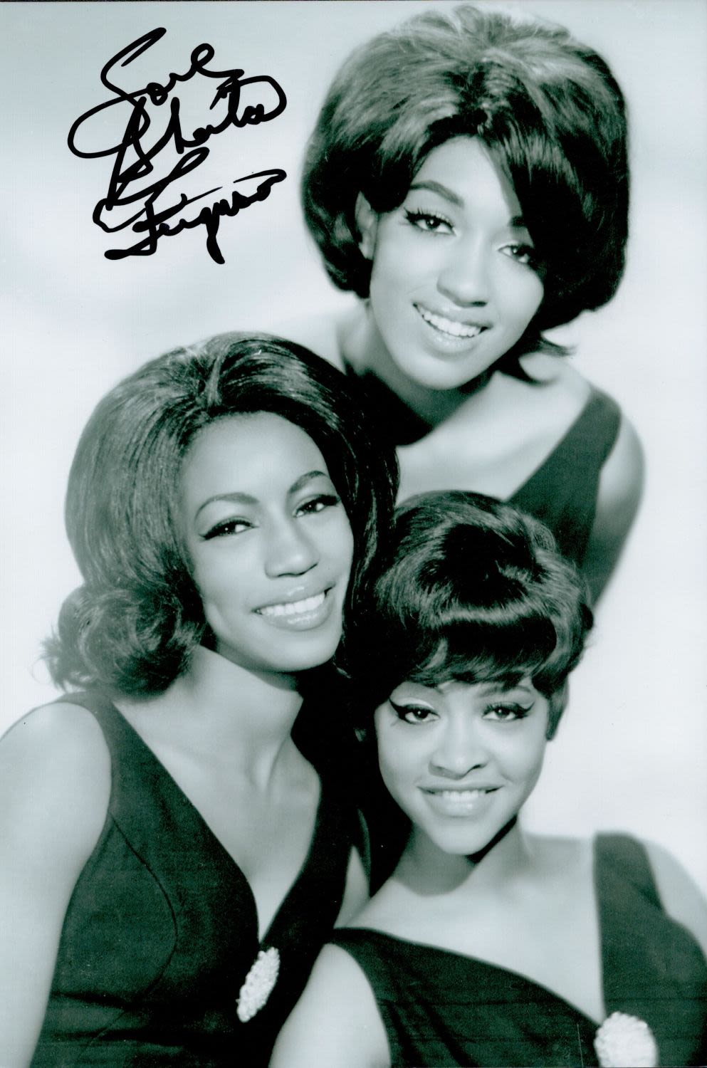 Lot 1017: Music Sheila Ferguson signed Three Degrees 12x8 black...