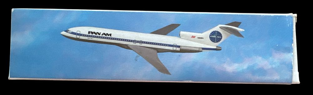 Lot 261: PanAM N36PA Boeing 727-200 model plane, in original...