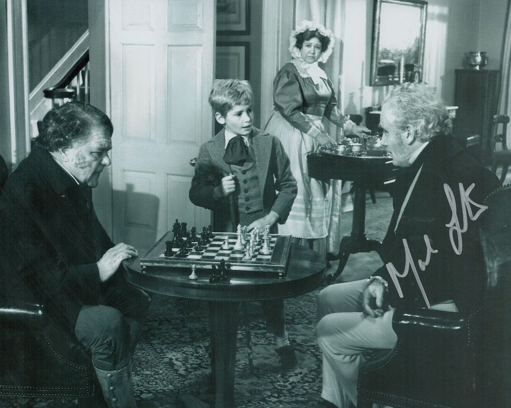 Lot 276: Mark Lester signed Oliver 10x8 inch black and...