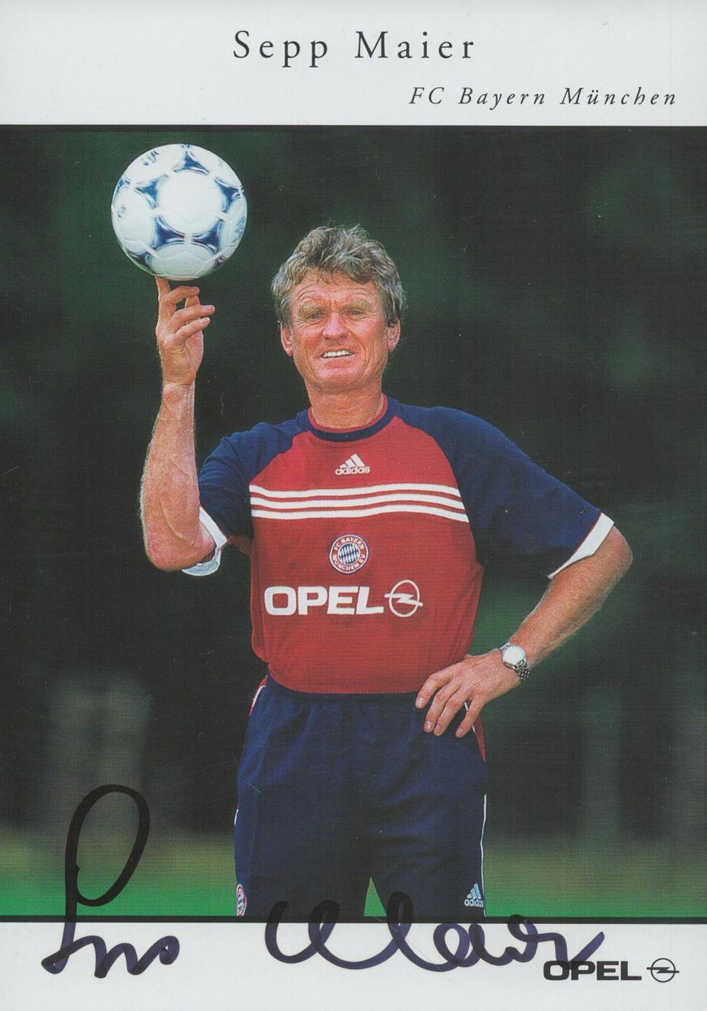 Lot 339: Sepp Maier signed Bayern Munich 6x4 inch colour...