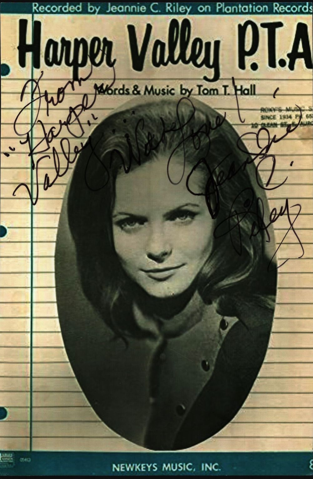 Lot 585: Jeannie C Riley signed 6x4inch black and white...