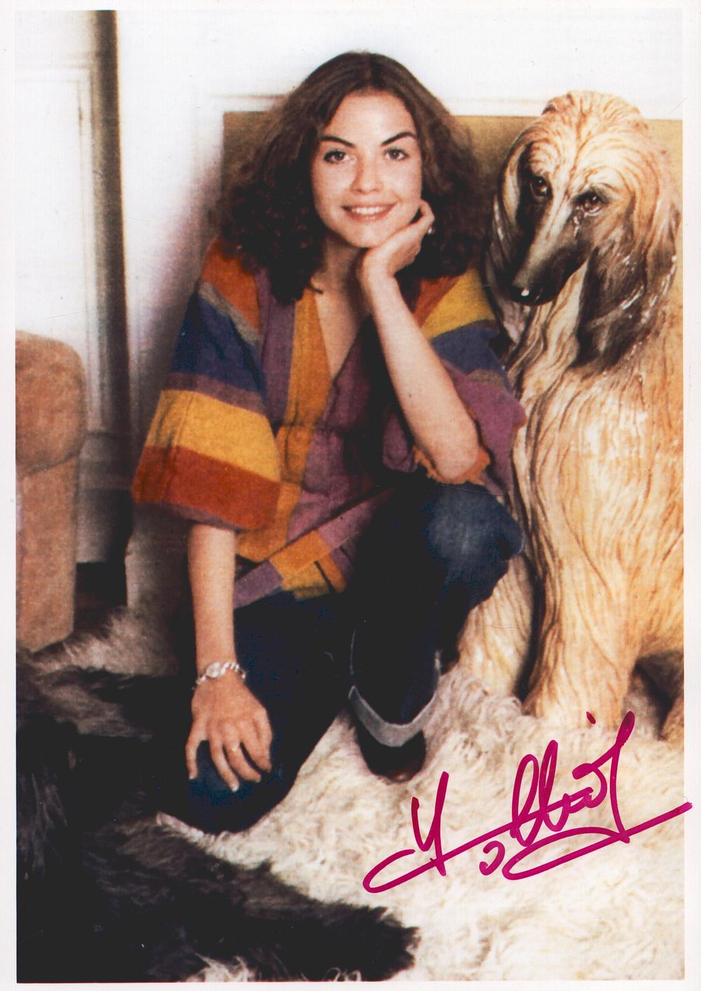 Lot 593: Yolande Folliot signed 8x6 inch colour photo. Good...