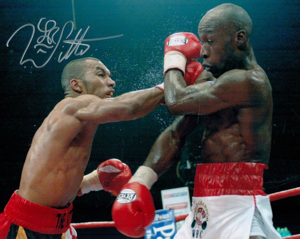 Lot 386: Boxing Junior Witter signed 10x8 colour photo. Good...