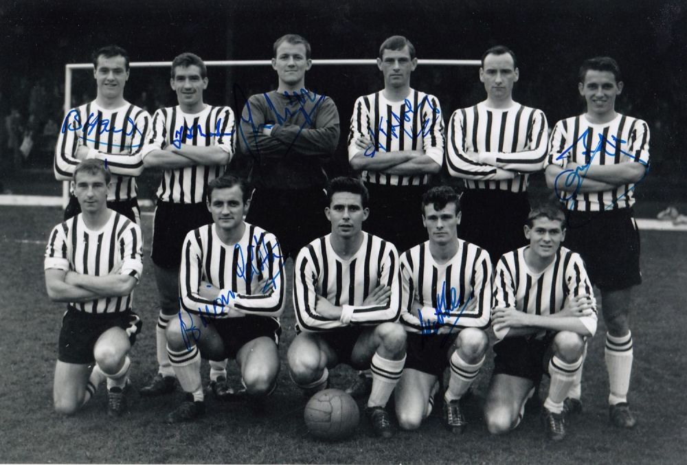 Lot 412: Autographed Grimsby Town 12 X 8 Photo -...