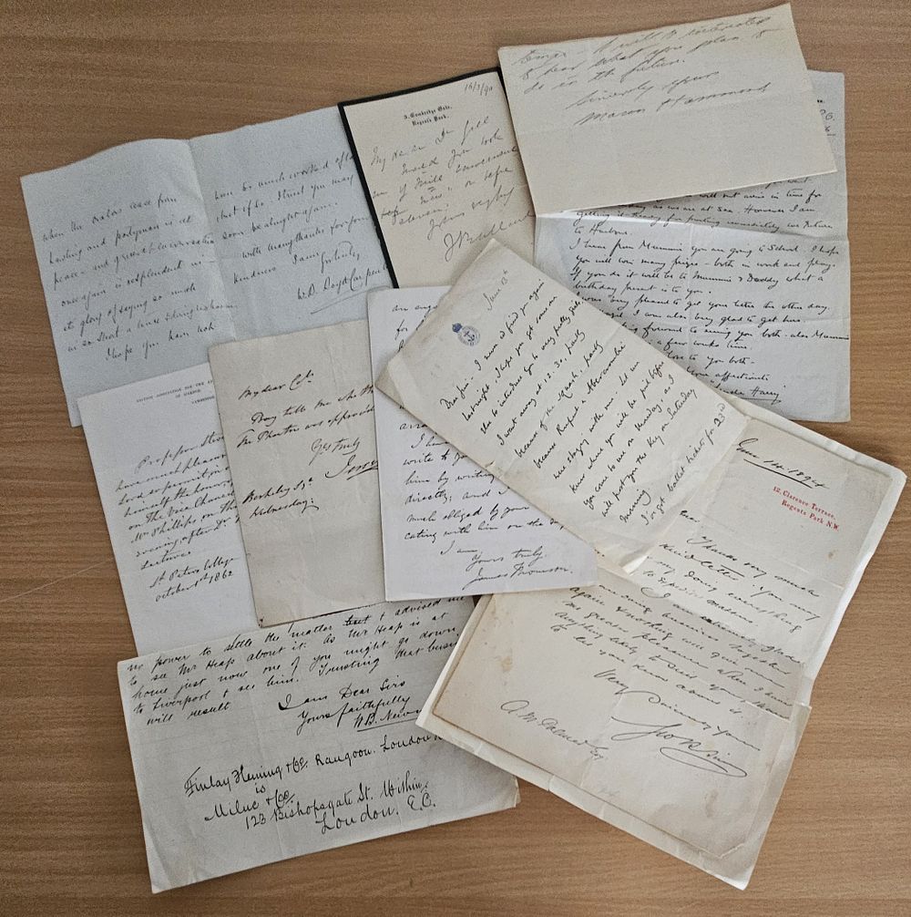 Lot 162: 10 variety of vintage ALS. Dated Oct 14th,...