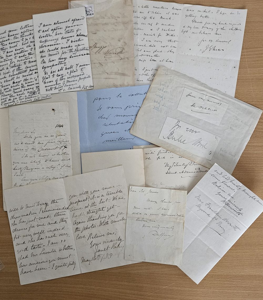 Lot 164: 10 variety of vintage ALS. Dated Nov 2,...