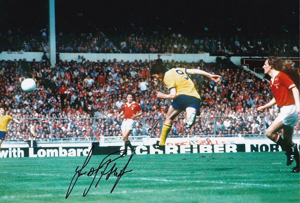 Lot 152: Autographed FRANK STAPLETON 12 x 8 photo :...