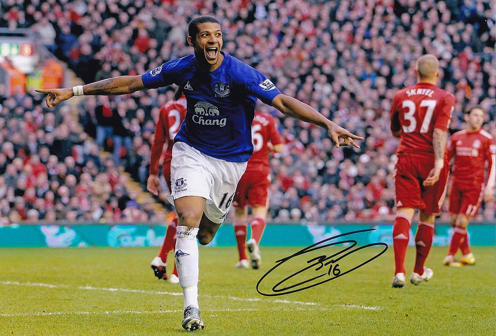 Lot 159: Autographed JERMAINE BECKFORD 12 x 8 photo :...