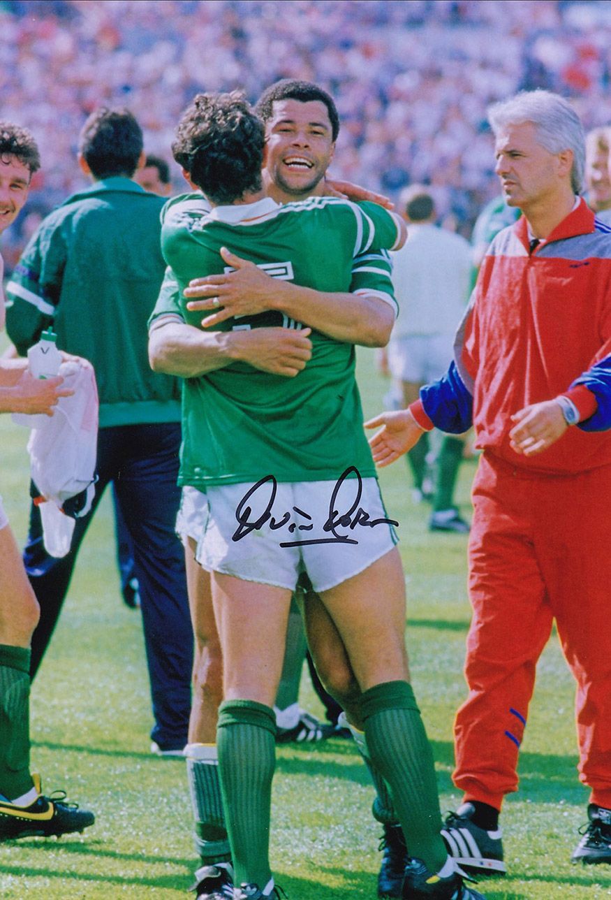 Lot 165: Autographed KEVIN MORAN 12 x 8 photo :...