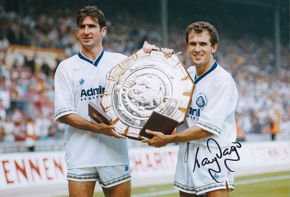 Lot 171: Autographed TONY DORIGO 12 x 8 photo :...