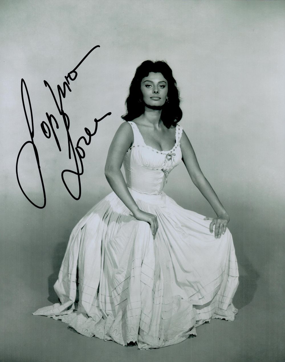 Lot 185: Sophia Loren signed 10x8 inch black and white...