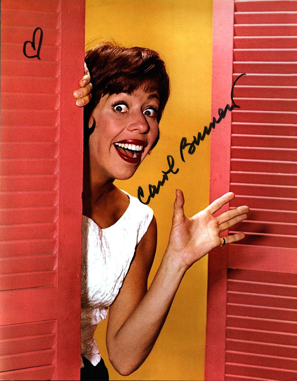 Lot 397: Carol Burnet signed 10x8inch colour photo. Good condition....