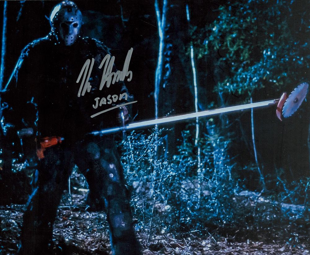 Lot 404: Kane Hodder signed 10x8 inch colour photo 'Jason...