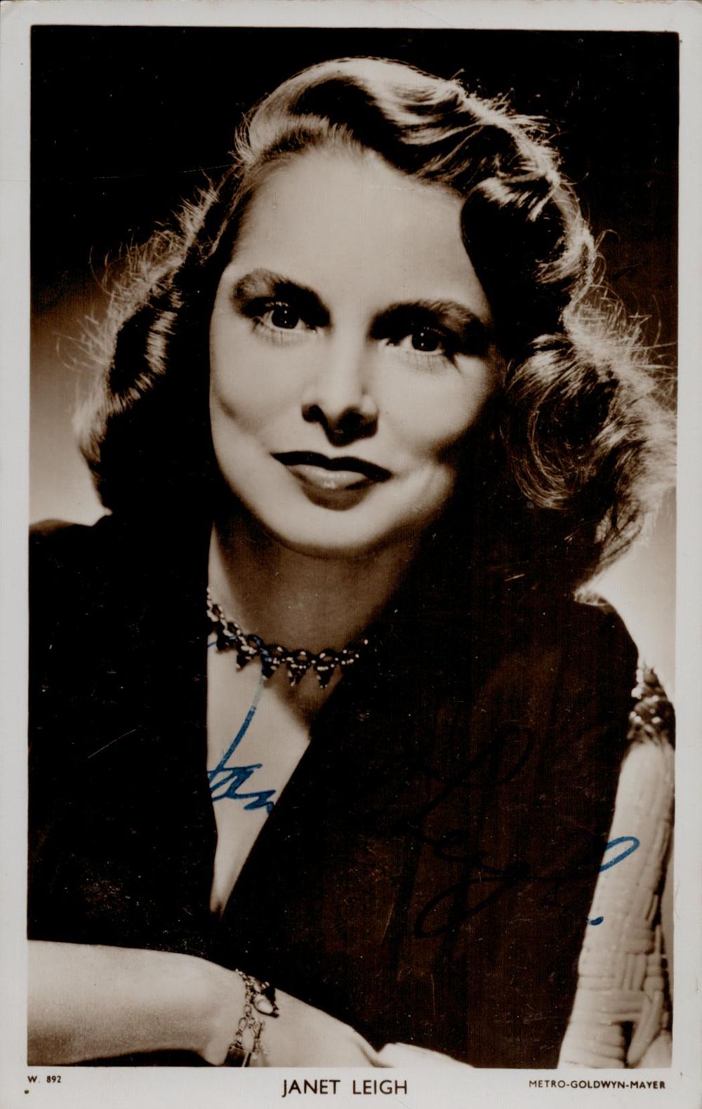 Lot 484: Janet Leigh signed 5.5x3.5 inch vintage promo black...