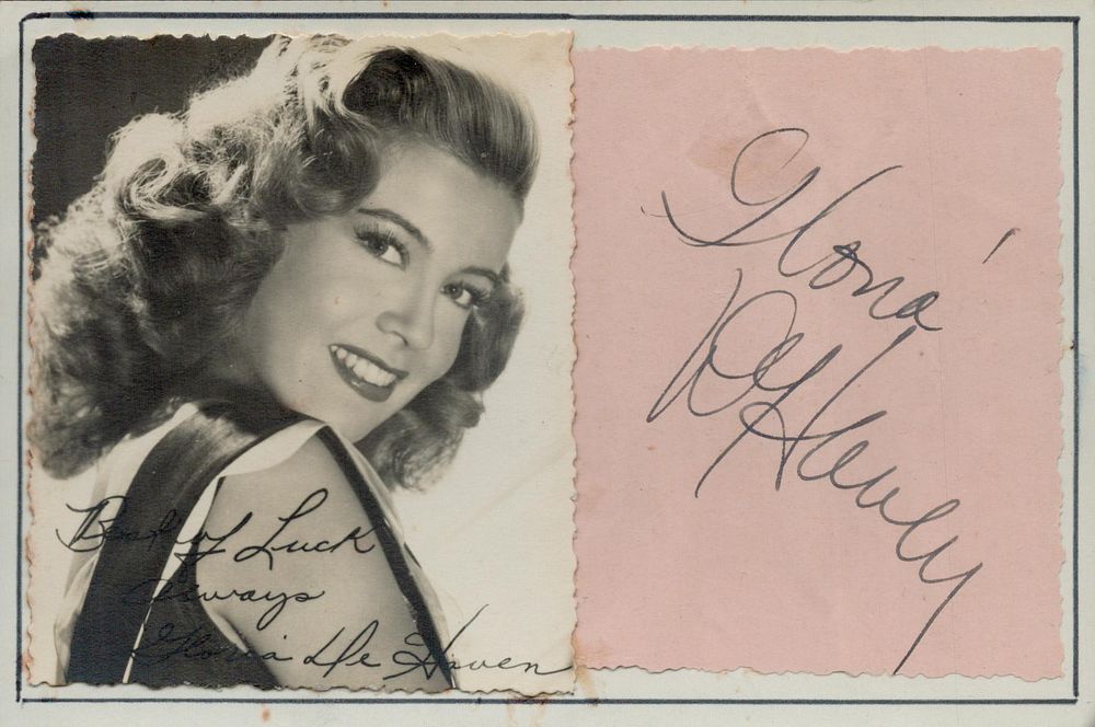 Lot 589: Gloria DeHaven signed black & white photo 3.5x3...