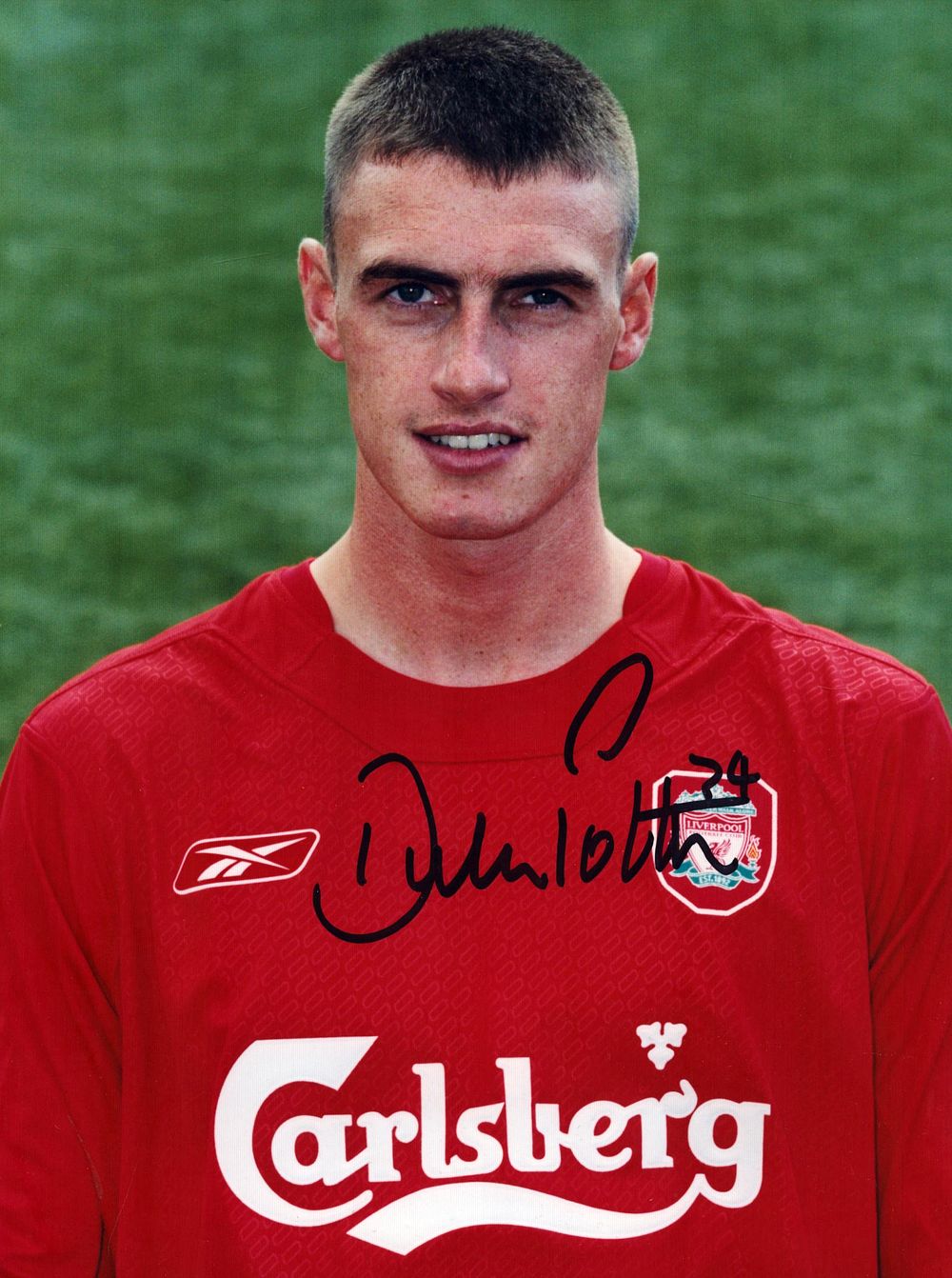 Lot 636: Darren Potter signed 8x6 inch colour photo. Good...