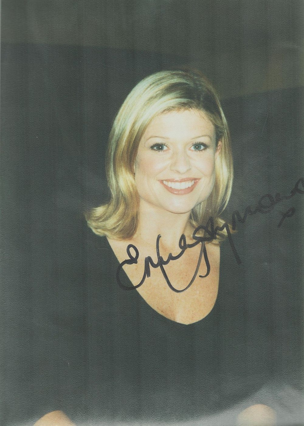 Lot 689: Emily Symons signed 10x8 inch colour photo. Good...