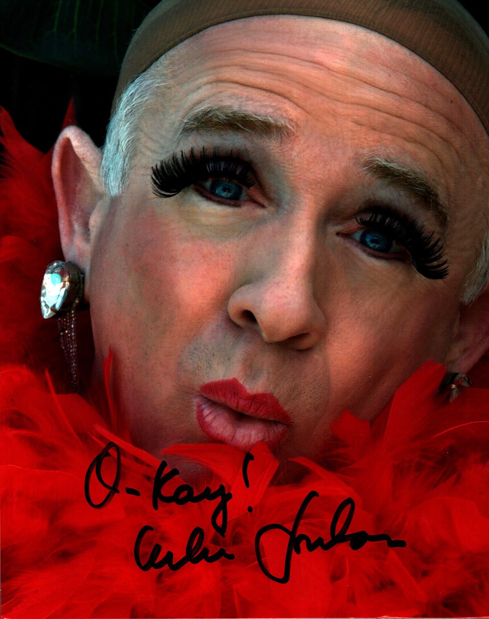 Lot 169: Leslie Jordan signed 10x8 inch colour photo. Good...