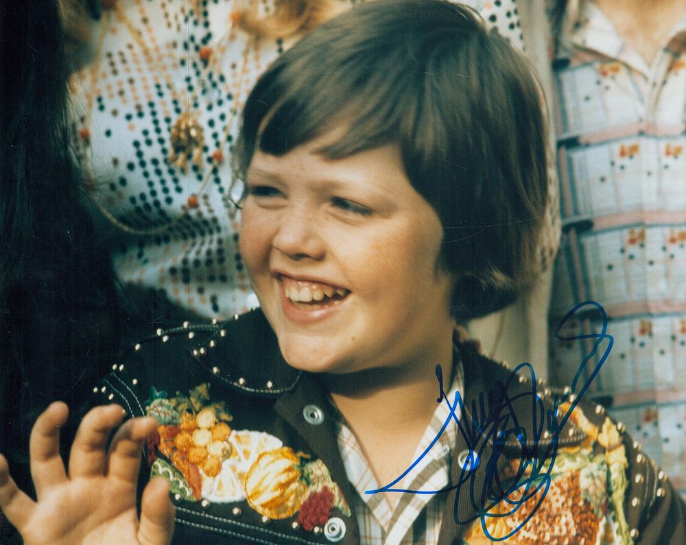 Lot 428: Jimmy Osmond signed 10x8 inch colour photo. Good...