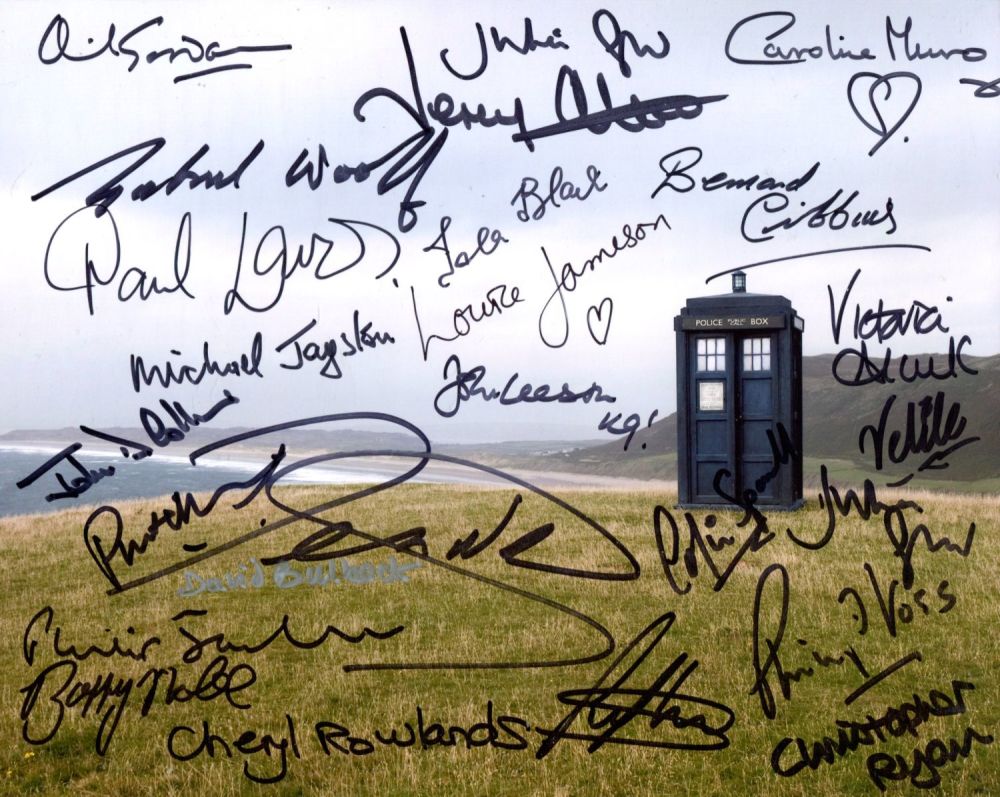 Lot 159: Doctor Who 8x10 photo signed by TWENTY TWO...