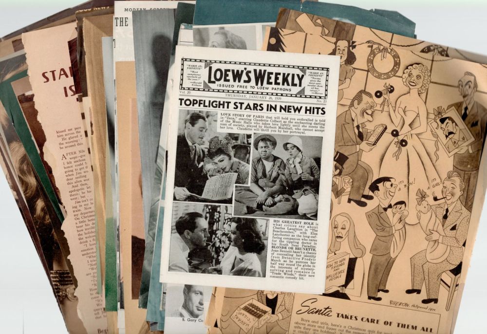 Lot 263: Vintage Entertainment Collection Grand Studios Shanghai folder containing...