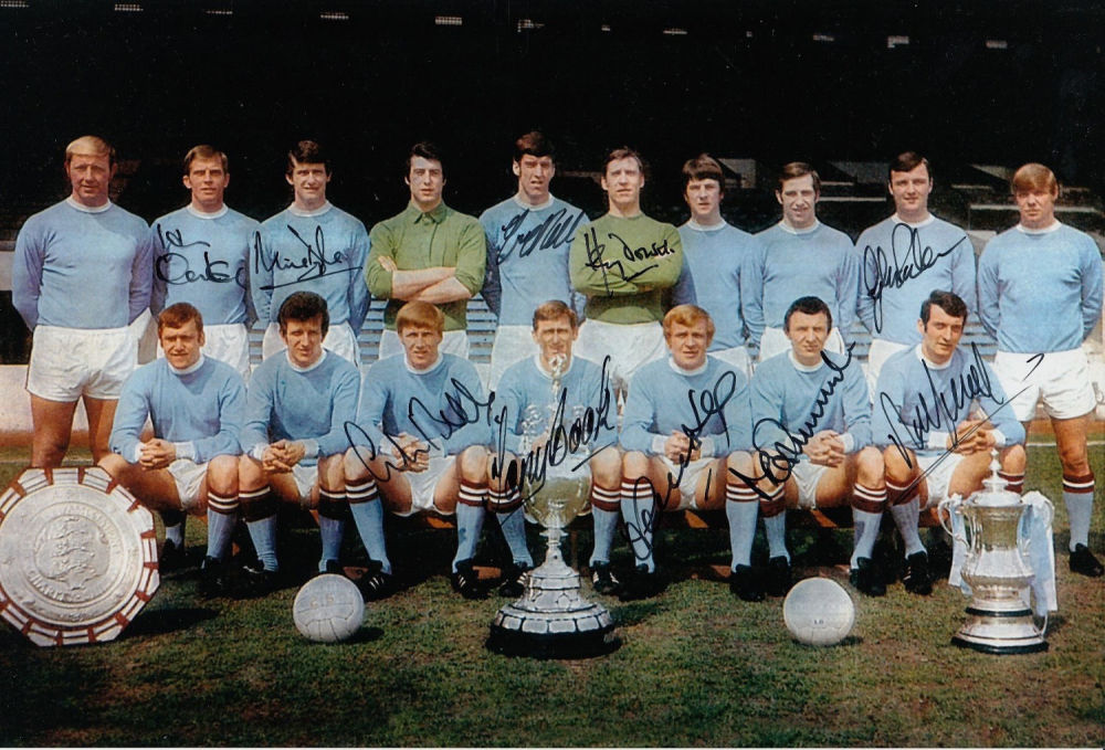Lot 305: Autographed MANCHESTER CITY 12 x 8 photo -...