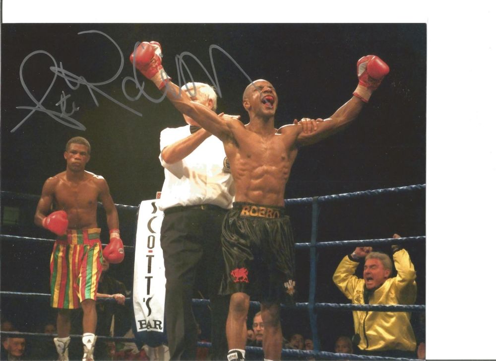 Lot 101: Boxing, Steve Robinson Signed 10x8 Colour Photograph Pictured...