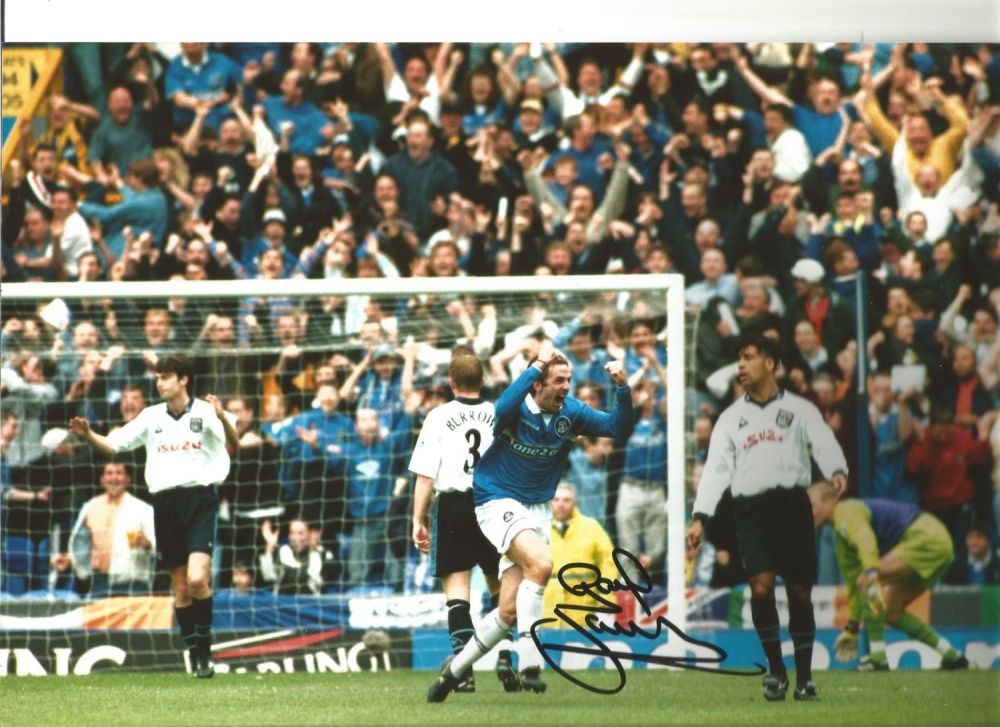 Lot 155: Gareth Farrelley Everton Signed 12 x 8 inch...