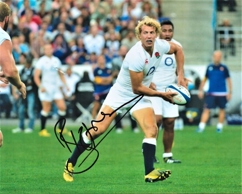 Lot 210: Billy Twelvetrees Rugby 10x8 signed colour photo. Good...