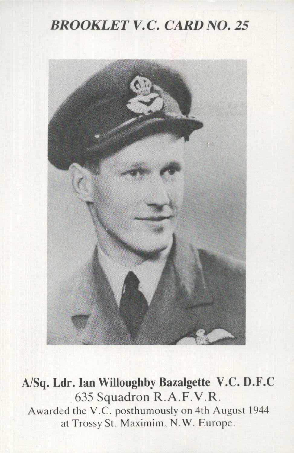 Lot 348: WW2 Sqn Ldr Les Munro Signed Brooklet VC...