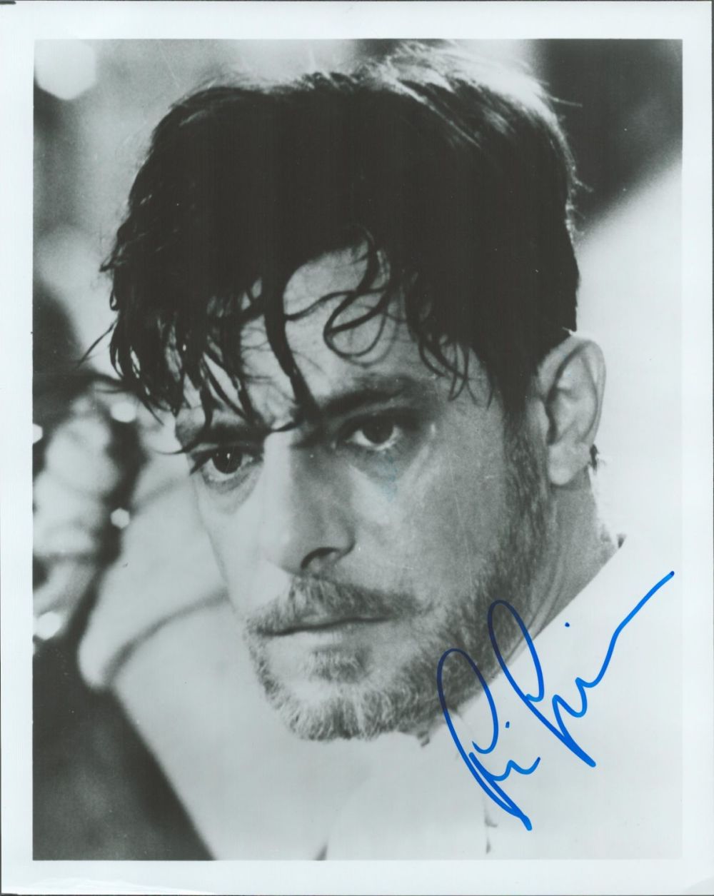 Lot 187: Actor, Giancarlo Giannini signed 10x8 black and white...