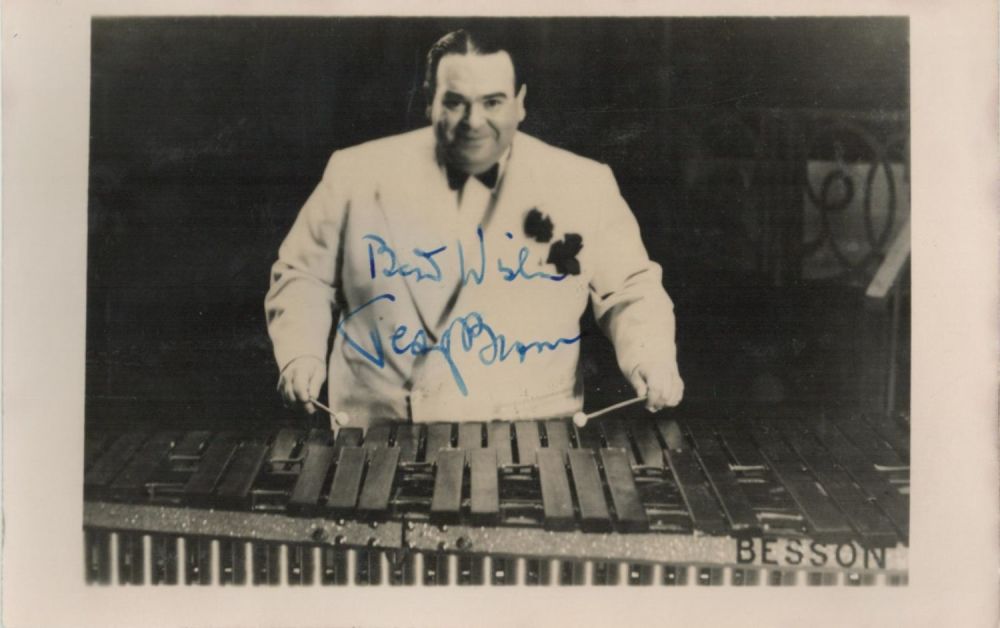 Lot 477: Les Brown signed 6x4 black and white photo....