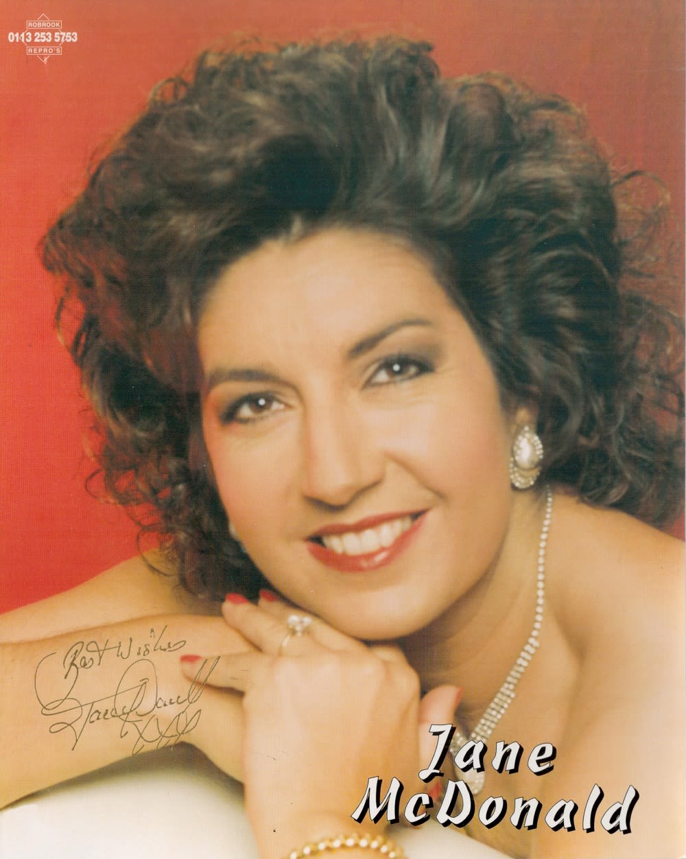 Lot 511: Jane McDonald signed 10x8 colour photo. McDonald (born...